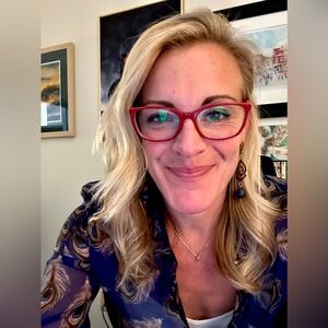 Meet your Posher, Laura